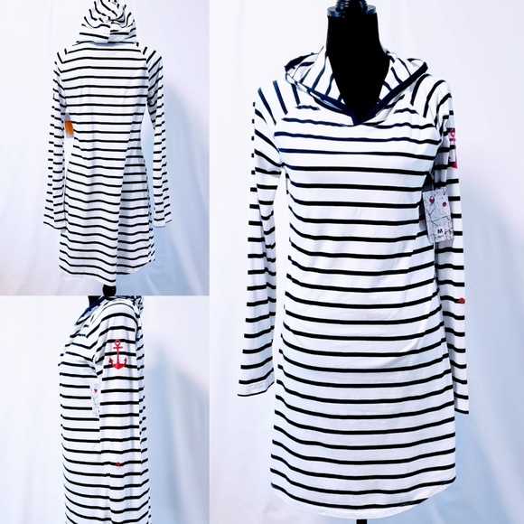 Nautica Other - Nautica Dark Blue Striped hooded chemise M🆕🦄